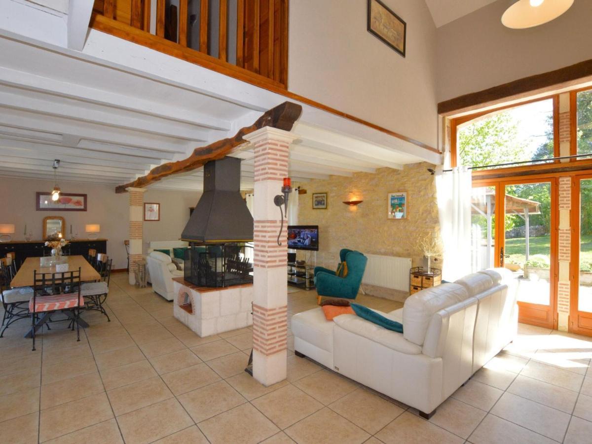 Charming Holiday Home With Pool Lavercantière Dış mekan fotoğraf